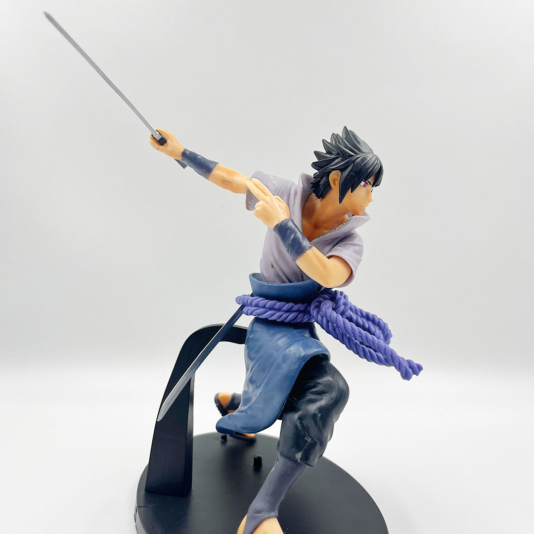 Naruto - Sasuke Uchiha sword attack 18cm Action Figure