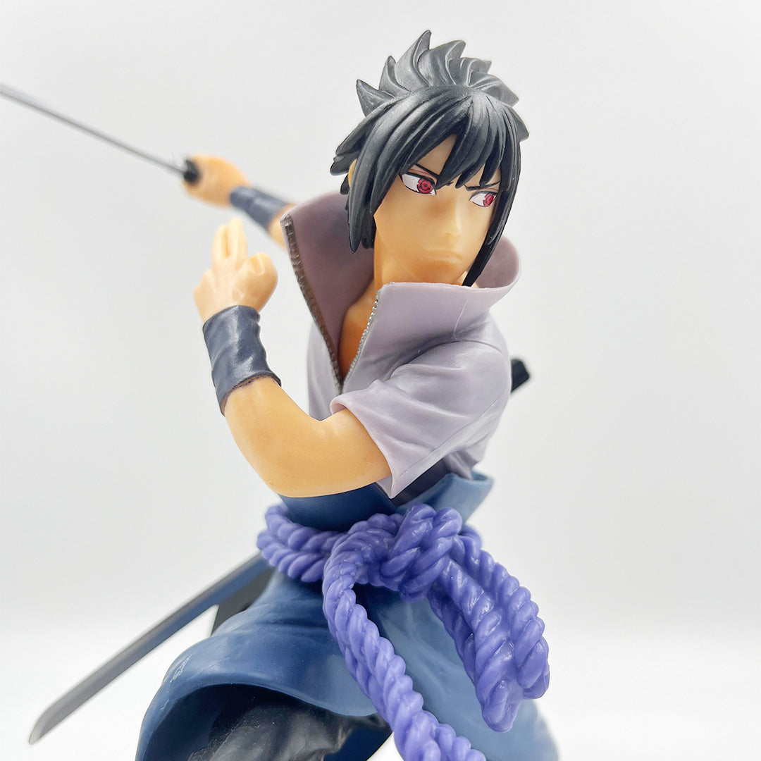 Naruto - Sasuke Uchiha sword attack 18cm Action Figure