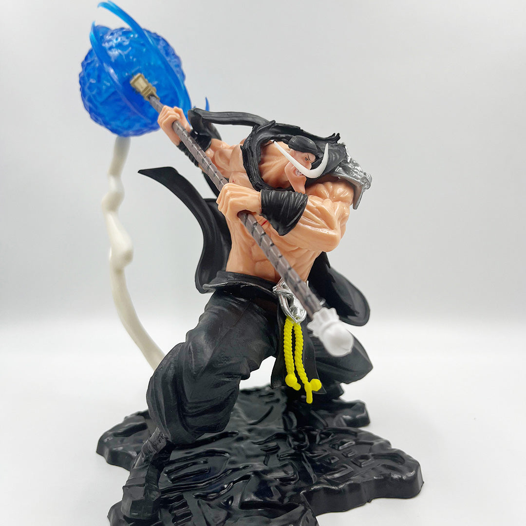 One Piece White Beard Fighting 30cm Action Figure