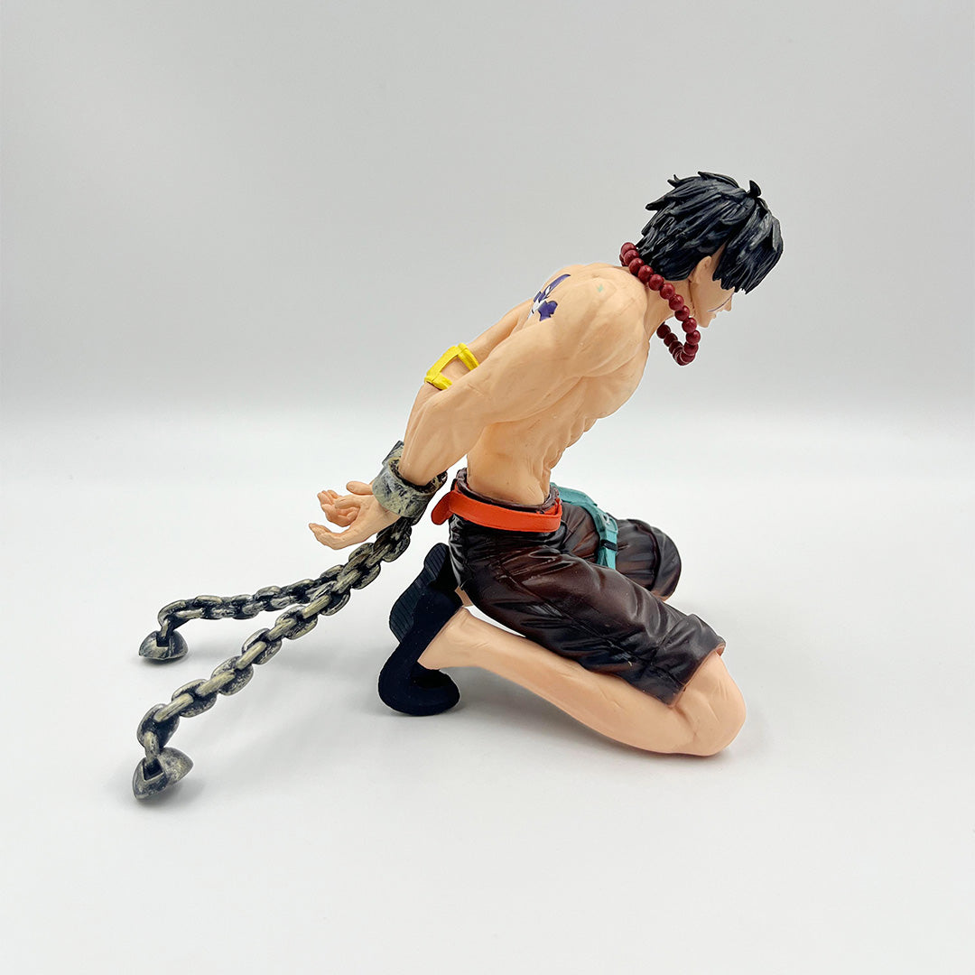 One Piece Portgas D Ace Kneeling Position 15cm Action Figure