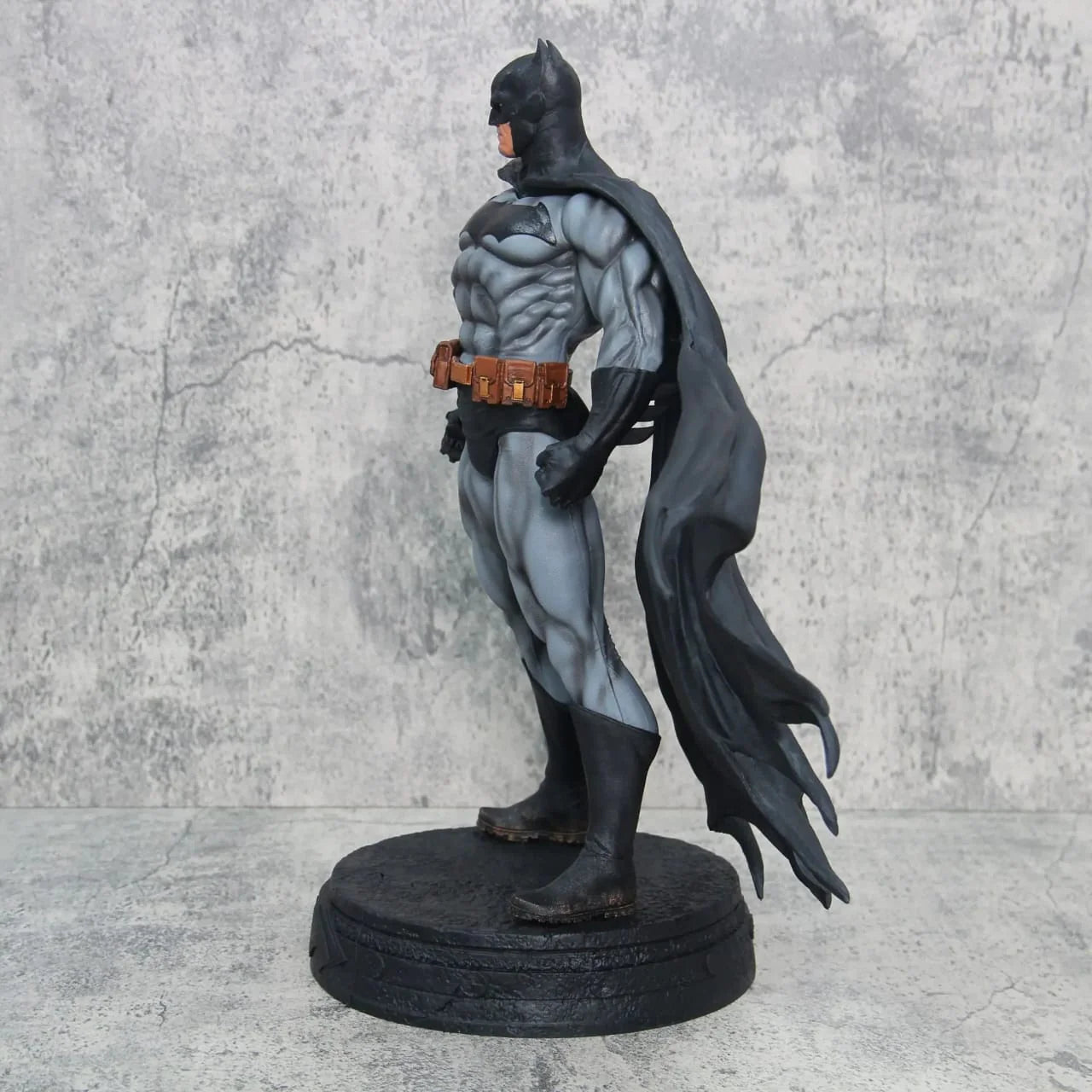 Batman ultimate 38cm Action Figure