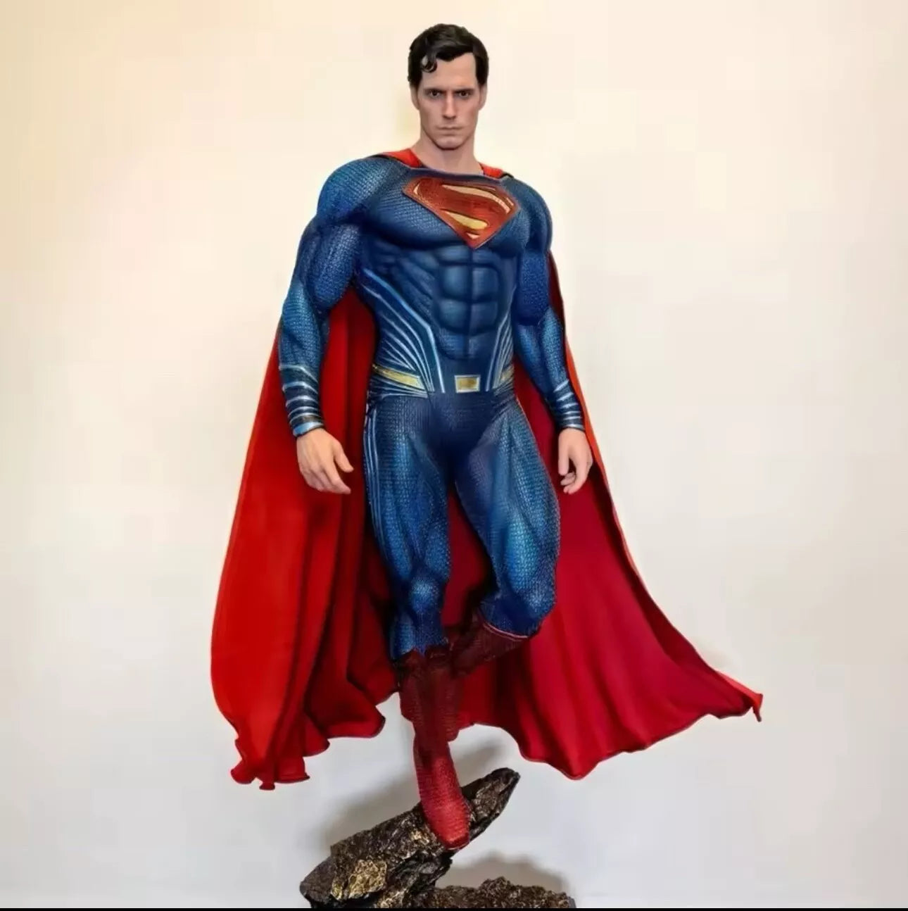 DC Collectibles Superman Statue | 45Cm